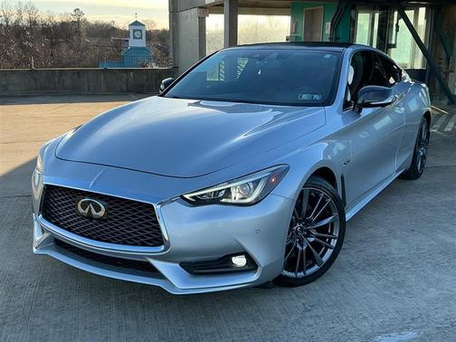 2017 INFINITI Q60 3.0t Red Sport 400
