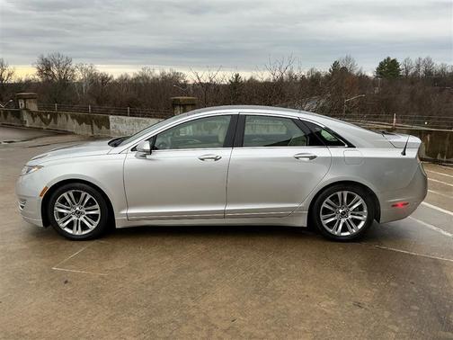 2014 Lincoln MKZ Hybrid Base