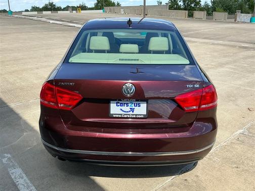 2012 Volkswagen Passat Base