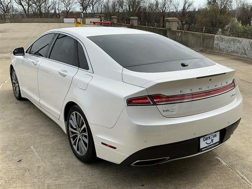 White Platinum Metallic Tri-Coat 2018 Lincoln MKZ Premiere