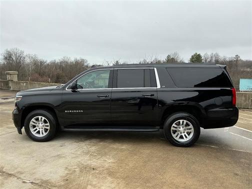 Black 2019 Chevrolet Suburban LT