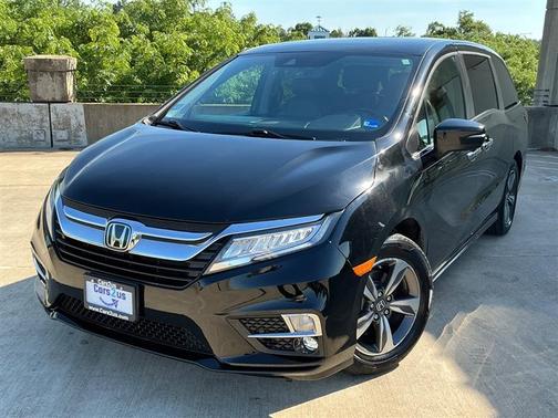 Crystal Black Pearl 2018 Honda Odyssey Touring