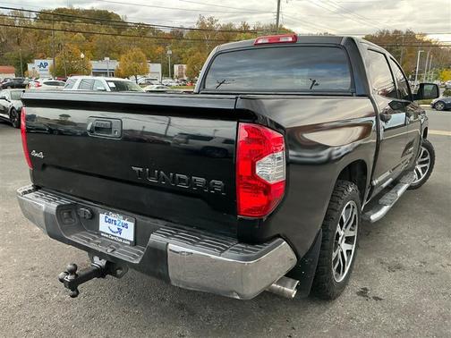 2018 Toyota Tundra SR5
