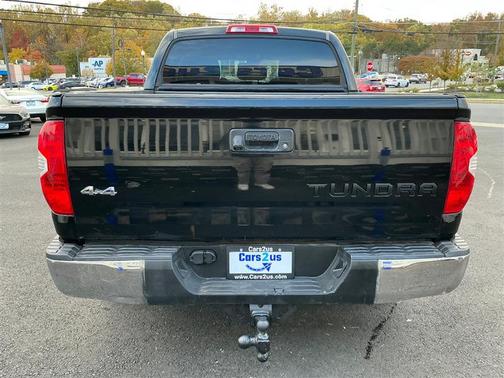 2018 Toyota Tundra SR5