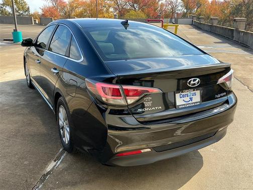 2016 Hyundai SONATA Hybrid SE