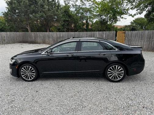 2017 Lincoln MKZ Base