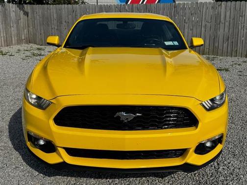 2017 Ford Mustang EcoBoost