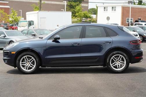 2018 Porsche Macan Base