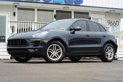 2018 Porsche Macan Base
