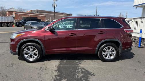 Marron 2015 Toyota Highlander XLE