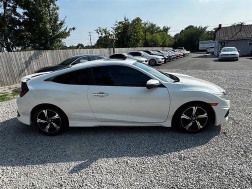 2017 Honda Civic Touring