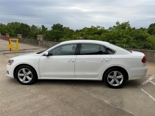 Candy White 2015 Volkswagen Passat 1.8T Limited Edition