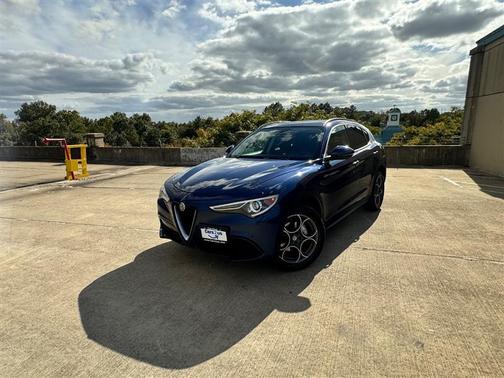 2018 Alfa Romeo Stelvio Base