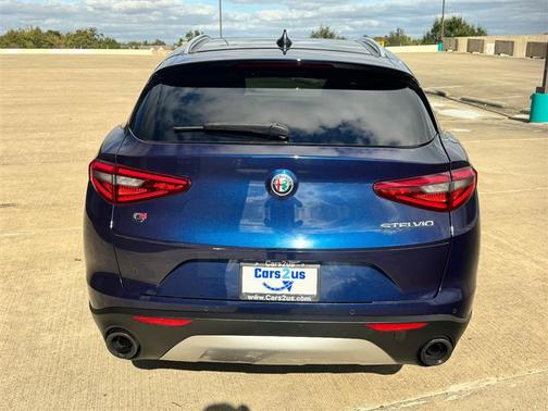 2018 Alfa Romeo Stelvio Base