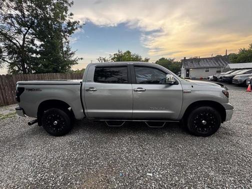 2011 Toyota Tundra Grade