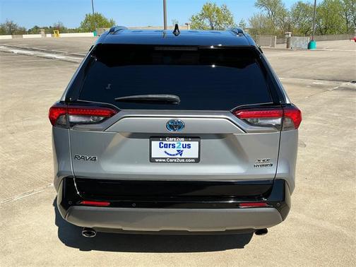 2019 Toyota RAV4 Hybrid SE