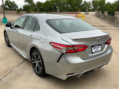 Predawn Gray Mica 2018 Toyota Camry XLE