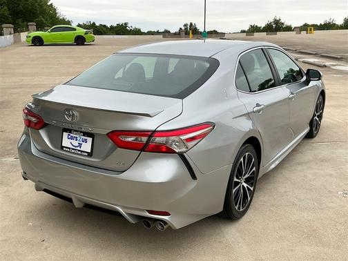 Predawn Gray Mica 2018 Toyota Camry XLE