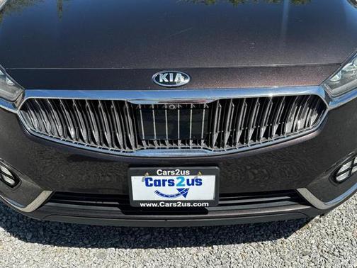 2017 Kia Cadenza Limited