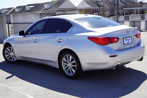 2015 INFINITI Q50 Premium