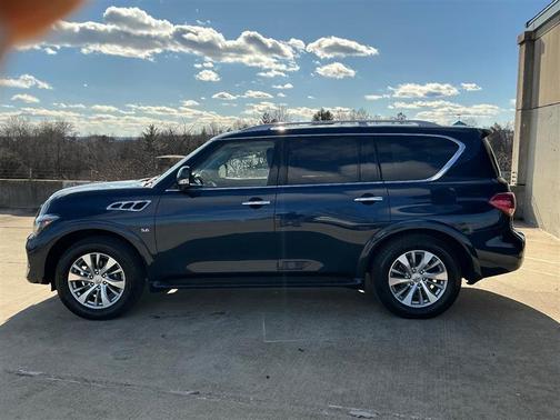 2017 INFINITI QX80 Base