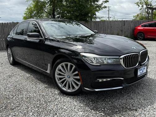 2017 BMW 740 740i