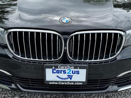 2017 BMW 740 740i