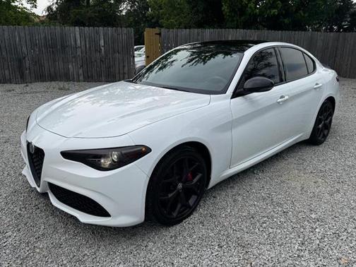 2020 Alfa Romeo Giulia Sport