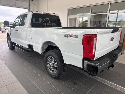 2025 Ford F-350 XLT