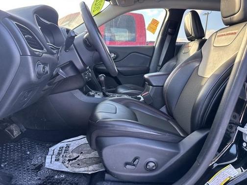 2022 Jeep Cherokee Trailhawk