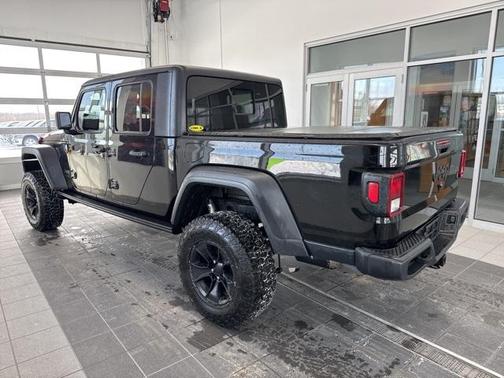 2020 Jeep Gladiator Sport