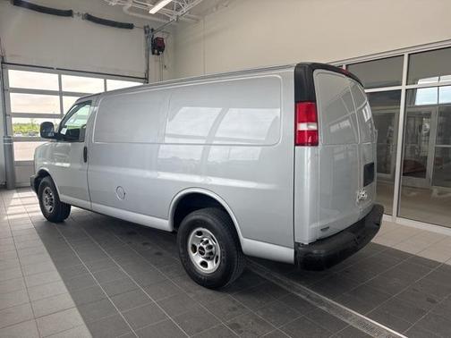 2017 GMC Savana 2500 Work Van