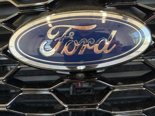 Agate Black Metallic 2026 Ford Explorer ST-Line