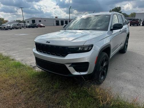 2022 Jeep Grand Cherokee Altitude