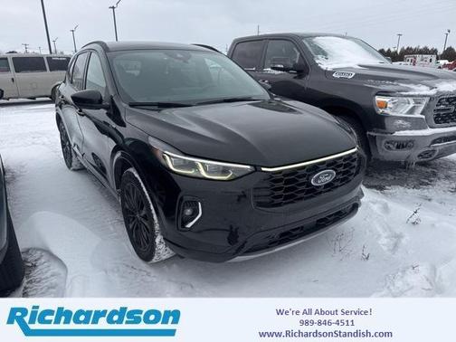 2023 Ford Escape ST-Line Elite