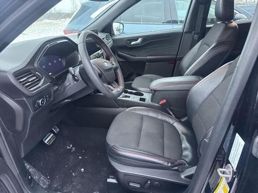 2023 Ford Escape ST-Line Elite