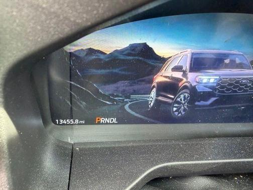 Gray 2025 Ford Explorer Platinum