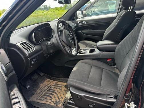 2019 Jeep Grand Cherokee Laredo E