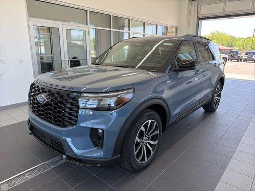 Vapor Blue Metallic 2026 Ford Explorer ST-Line