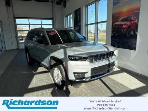 2022 Jeep Grand Cherokee L Laredo