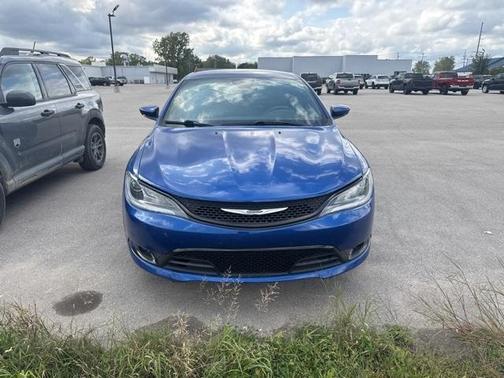 2016 Chrysler 200 S