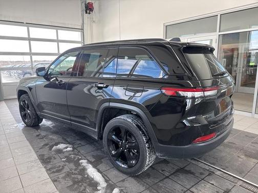 2024 Jeep Grand Cherokee Laredo