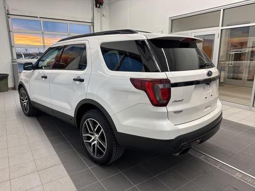 2017 Ford Explorer sport