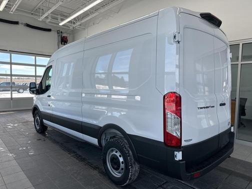 2026 Ford Transit-250 148 WB Medium Roof Cargo