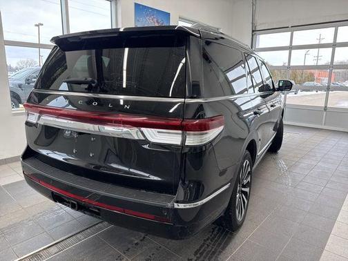 2023 Lincoln Navigator Reserve