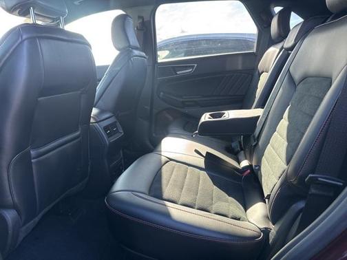 2023 Ford Edge ST Line