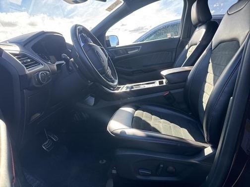2023 Ford Edge ST Line