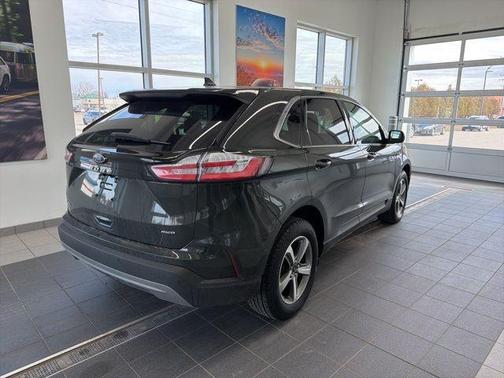 Forged Green Metallic 2024 Ford Edge SEL