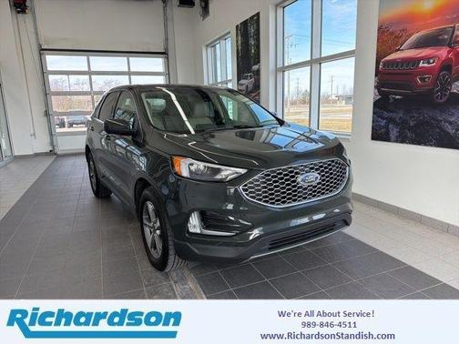 Forged Green Metallic 2024 Ford Edge SEL