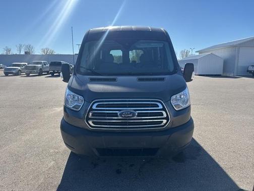 2017 Ford Transit-150 XLT